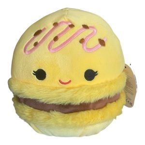 NWT Visconti the Macaron Squishmallows 8"